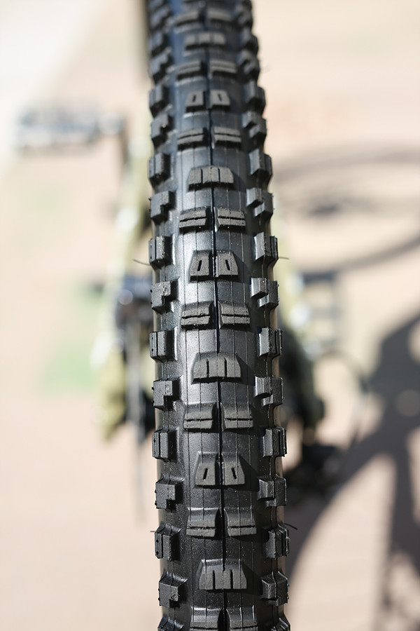 *급처A급*신차급*22년 록키마운틴 알티튜드 알로이70 코일S 27.5인치--9