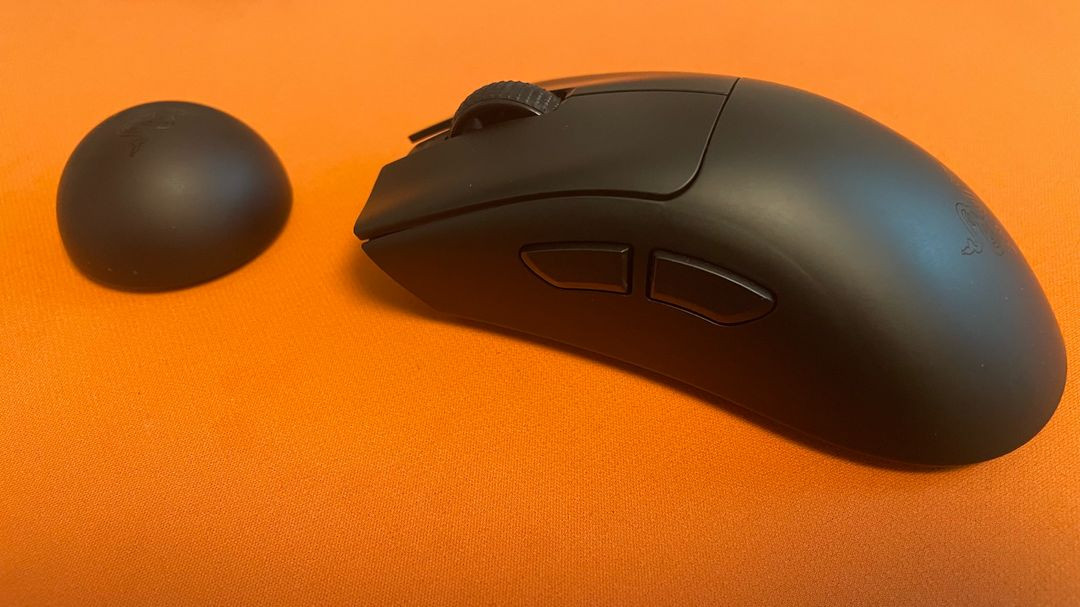 레이저 데스에더 v4 pro--2