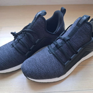 퓨마 에너지니트 190371-01 260사이즈 미사용 이미지