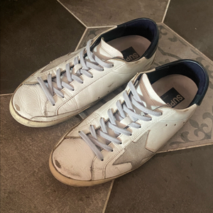 골든구스 네이비탭 41사이즈 상태최상 굿