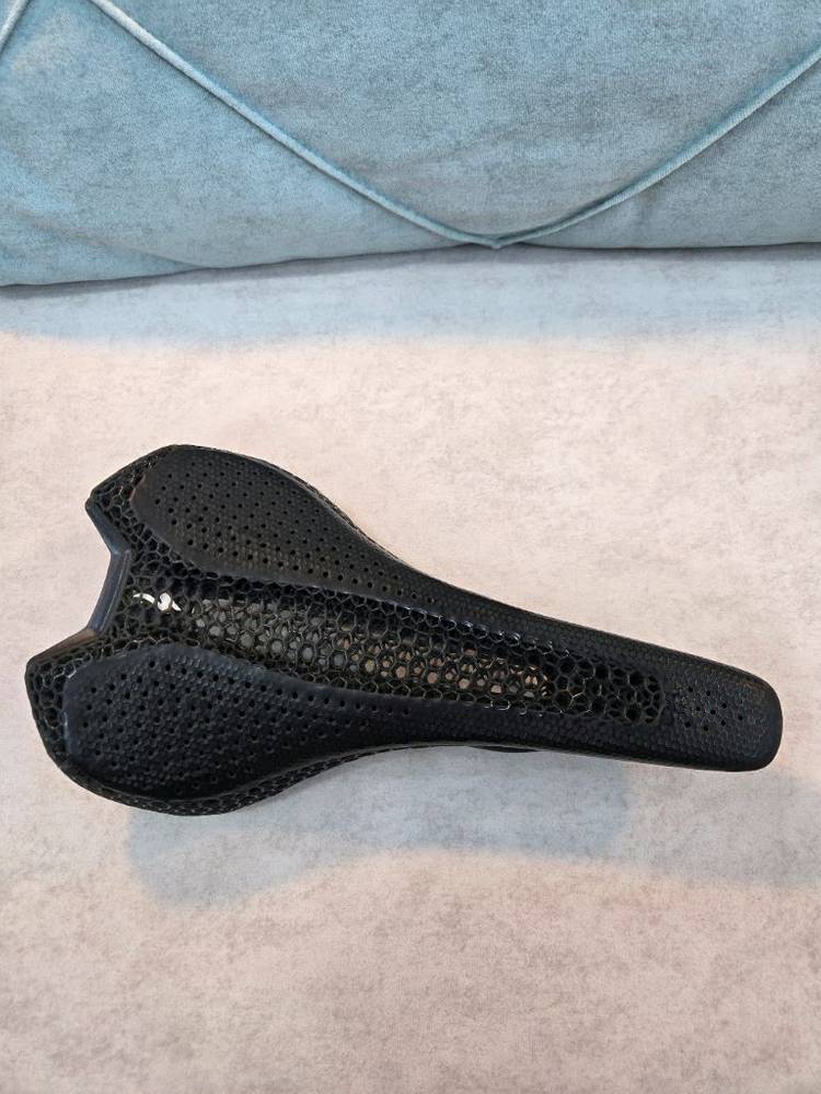 에스웍스 로민미러 3D 로드자전거안장 143--5