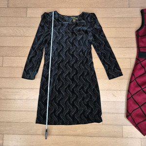 벨벳 원피스 블랙 이미지