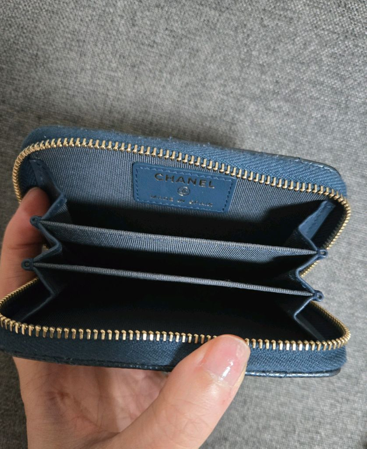 샤넬 지퍼돌이 카드지갑(25번대) 이미지