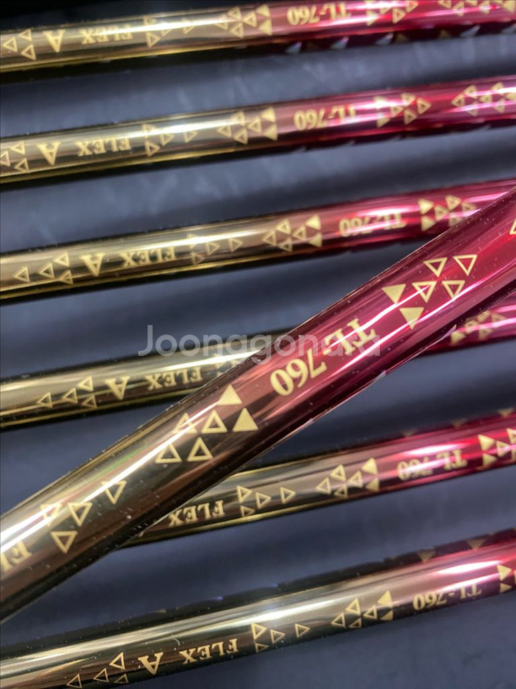 (새제품)마제스티프레스티지오13여자 아이언세트--3