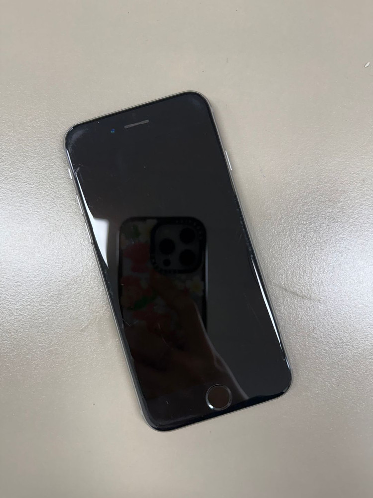 (10만원)아이폰6S 실버 64G 깨끗한 미파손 단말기 올드아이폰 소장용 사진용 추천 이미지