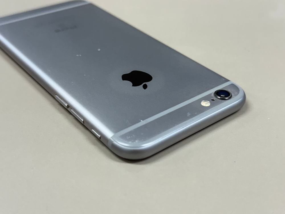 (10만원)아이폰6S 실버 64G 깨끗한 미파손 단말기 올드아이폰 소장용 사진용 추천 이미지