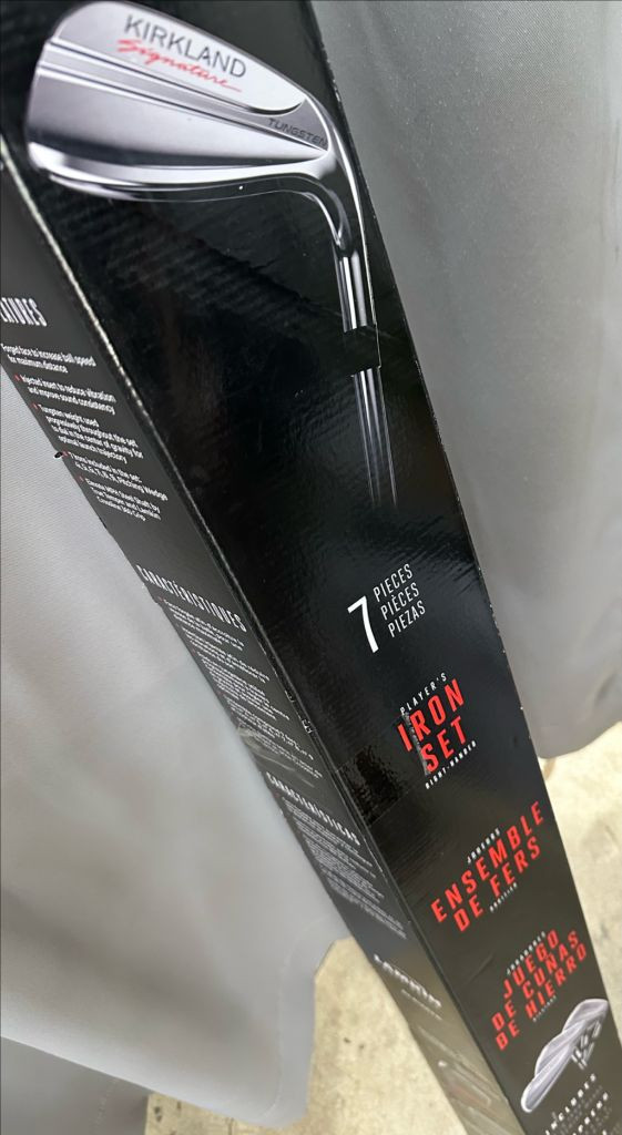 커클랜드 시그니춰 드라이버 & 시그니춰 7 아이언세트 이미지