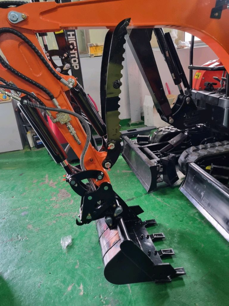 1.7톤 미니굴삭기 017 농장용 소일꺼리용 포크레인 집게도 있고 바가지 풀옵션--3