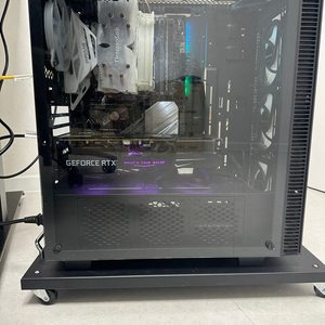 조립 PC 본체 팝니다 (i7-8700k, rtx 3080, 16gb, 1tb)