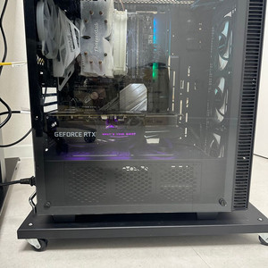 조립 PC 본체 팝니다 (i7-8700k, rtx 3080, 16gb, 1tb)