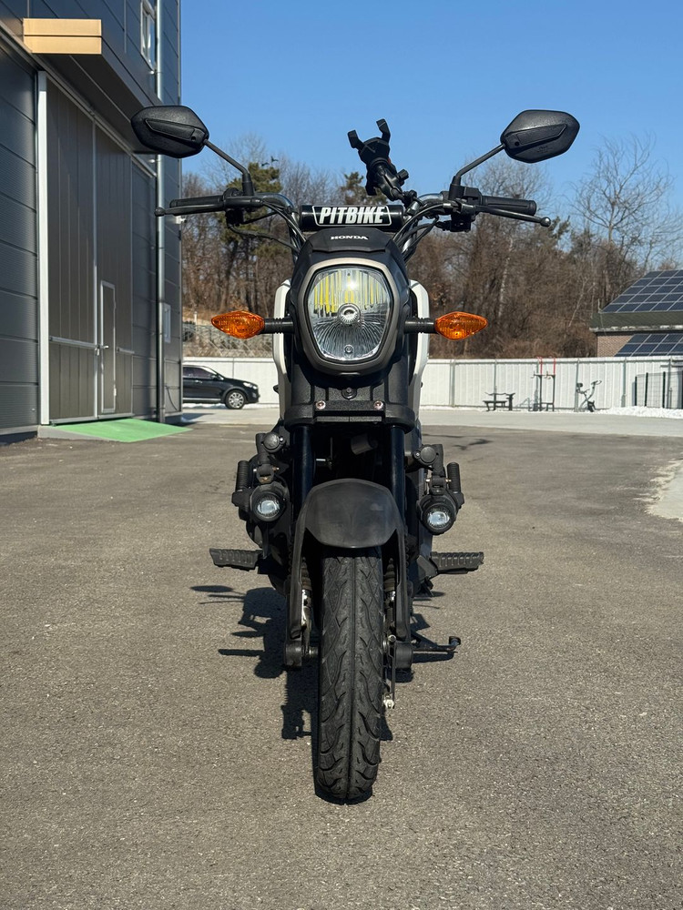 특가) 혼다 나비110 17년식 준튜닝 짧은키로수 저렴히 판매합니다.--0