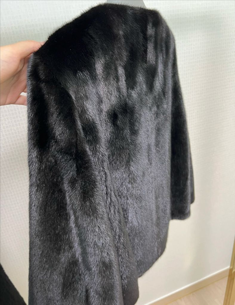 동우모피 블랙 밍크 코트--3