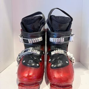 살로몬 주니어 스키부츠 저렴하게 판매합니다! 이미지