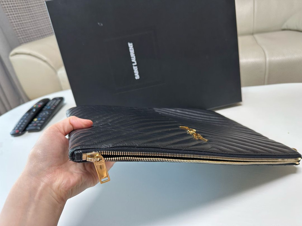 생로랑 마틀레사 클러치백--5