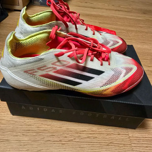 아디다스축구화 F50 엘리트 AG 축구화 245사이즈