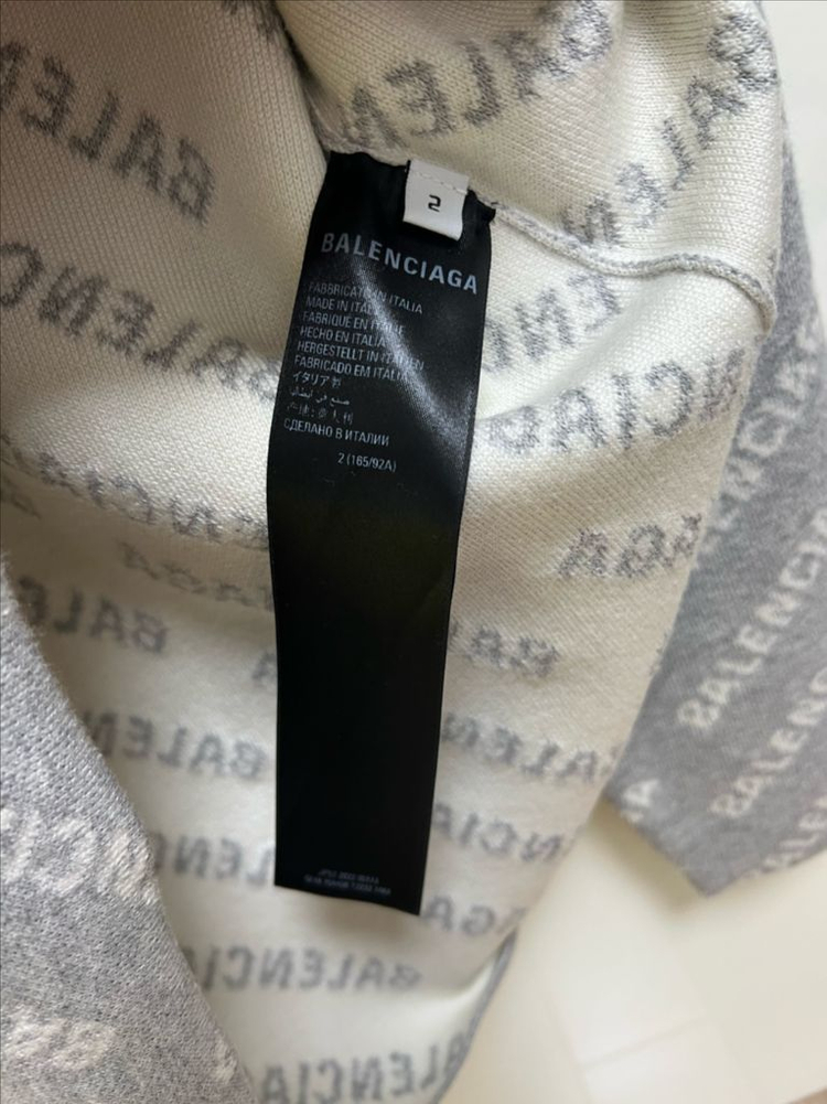 발렌시아가 멀티로고 울니트 여성가디건(2사이즈)--4