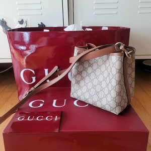 구찌 [GG 엠블럼] 스몰 버킷백 이미지