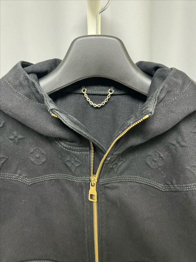 [정품] 백화점판 / 48 루이비통 모노그램 데님 후드 자켓 블랙--3