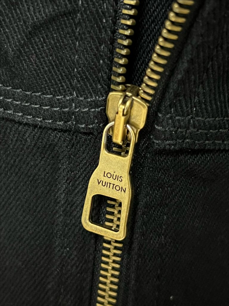 [정품] 백화점판 / 48 루이비통 모노그램 데님 후드 자켓 블랙--5