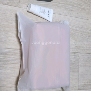 새상품)헤라 파우치,키링(+선크림,프라이머)