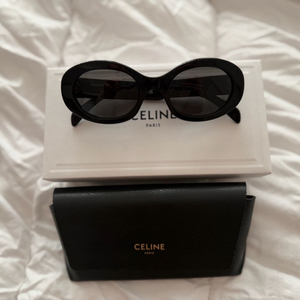 셀린느 트리옹프 오벌 선글라스 블랙 택포 이미지