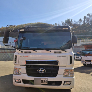 와이드캡 히아브 집게차