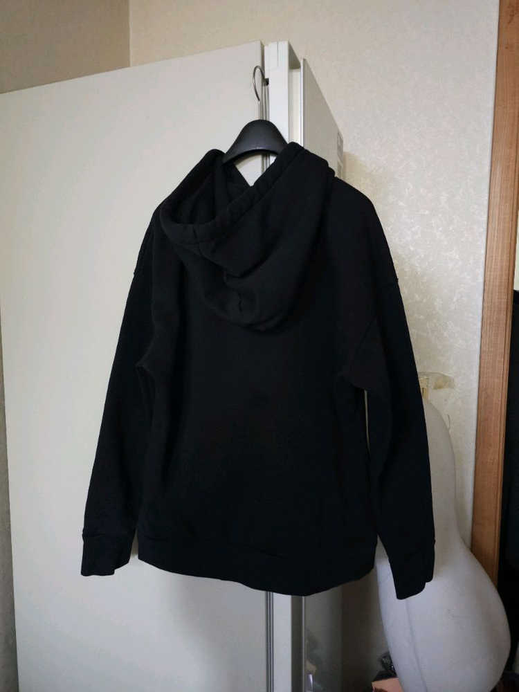 언더아머 기모 블랙 후드티--2