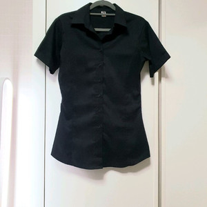 오피스룩 고퀄 블랙 기본 셔츠(~55사이즈)