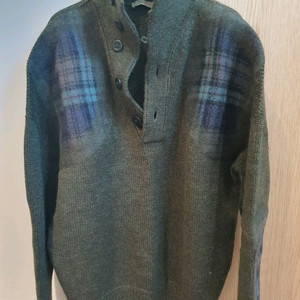 보테가베네타 남성 100% 울 니트 판매합니다!