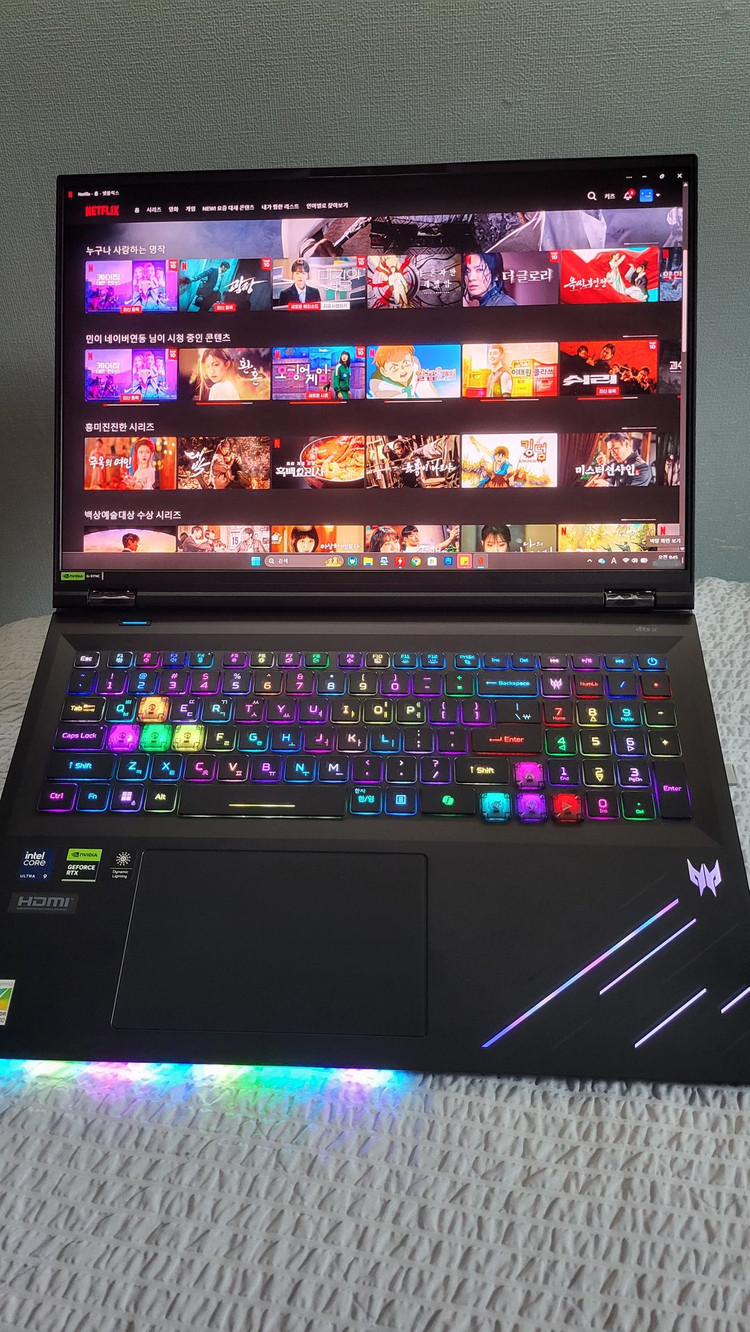 18인치 에이서 프레데터 헬리오스 18 AI PH18-73-9721 (SSD 1TB) 25년7월구매품 합정역--2