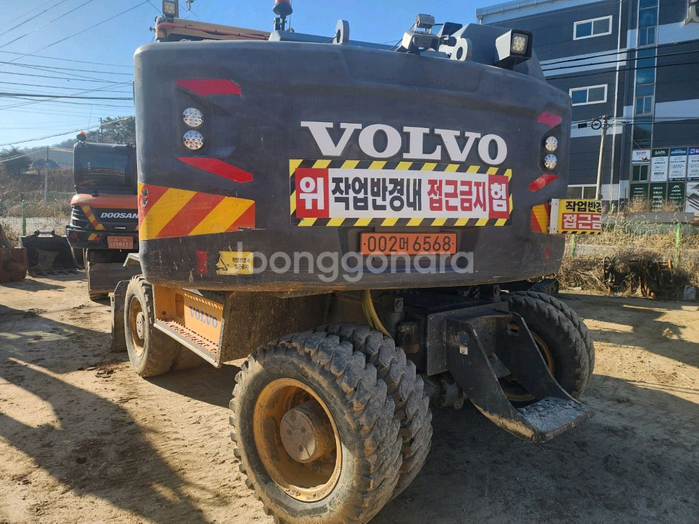 [특A급] 볼보 굴삭기 타이어 식 소개 합니다2019년식--1