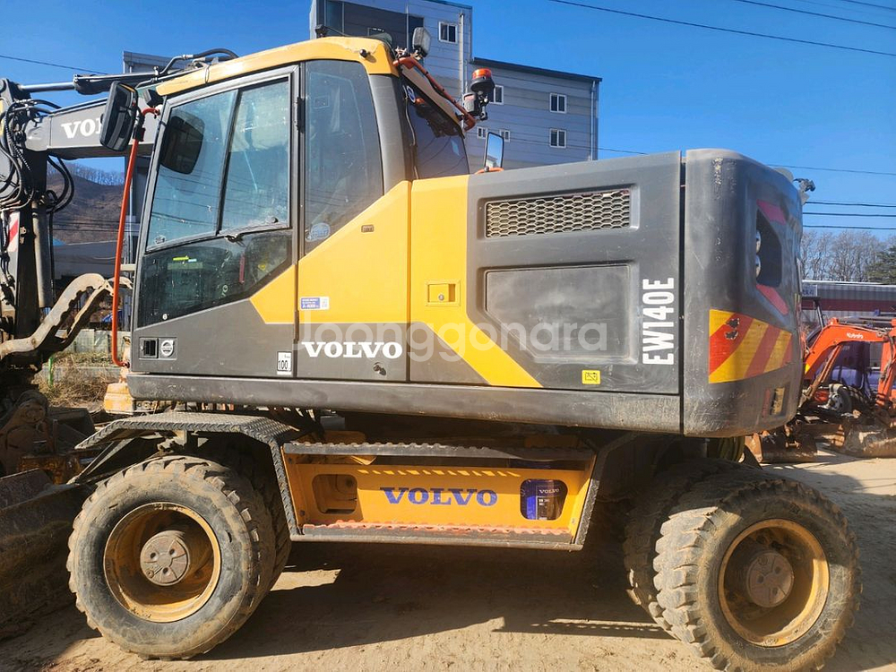 [특A급] 볼보 굴삭기 타이어 식 소개 합니다2019년식--2