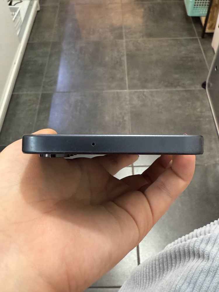 갤럭시A16 블랙 128GB Y1386 이미지