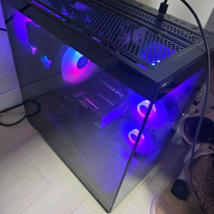 게이밍 PC 9700x 5070ti 32g 1t