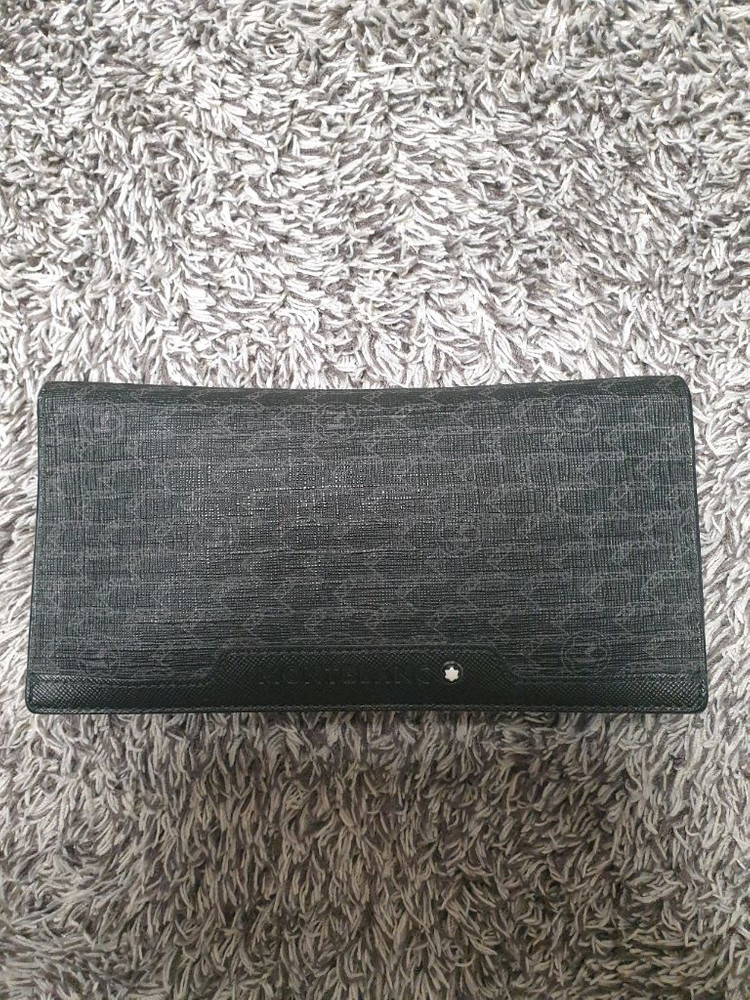 부산 몽블랑 시그니처 장지갑--1
