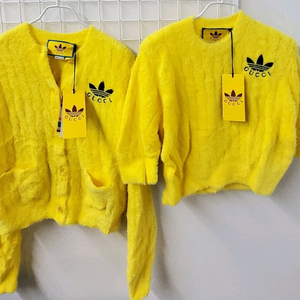 구찌 아디다스 콜라보 니트 가디건 팝니다