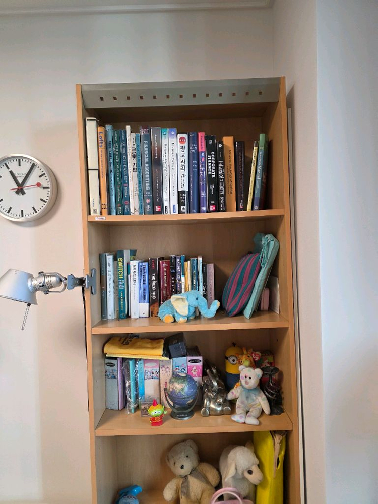 원목 6단 책장과 한샘 3단유리문수납장--2