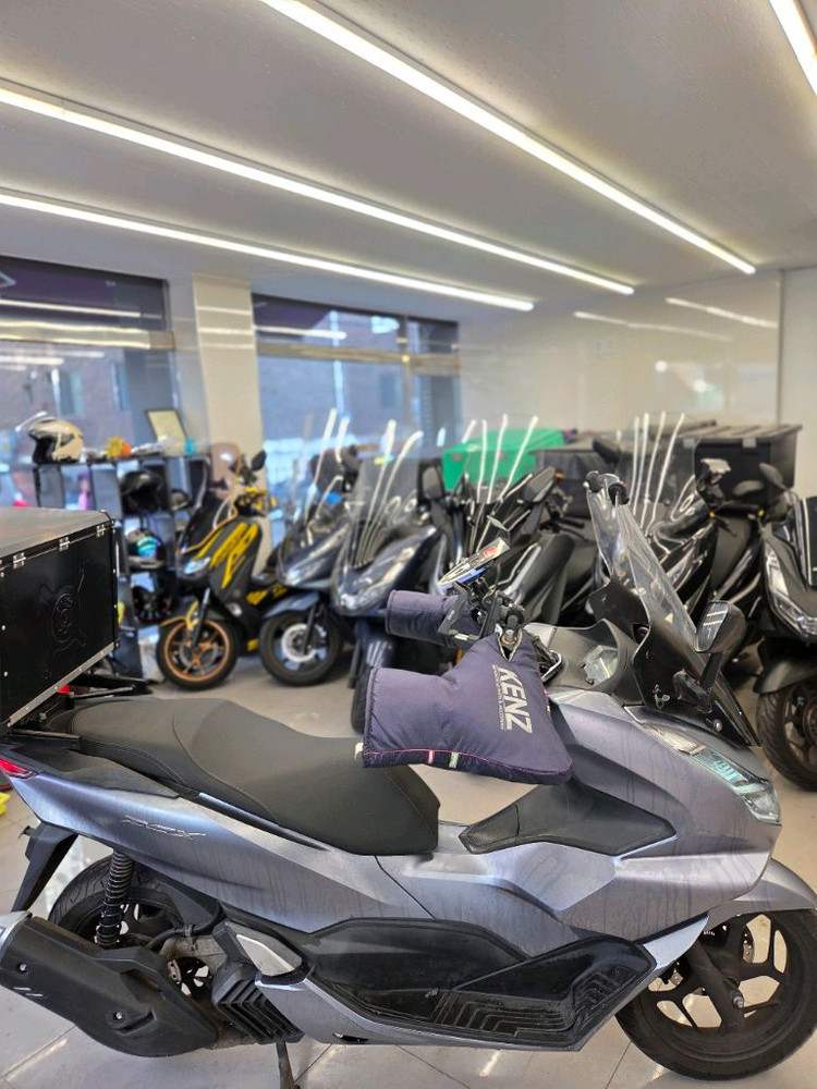 PCX125 22년식 이미지