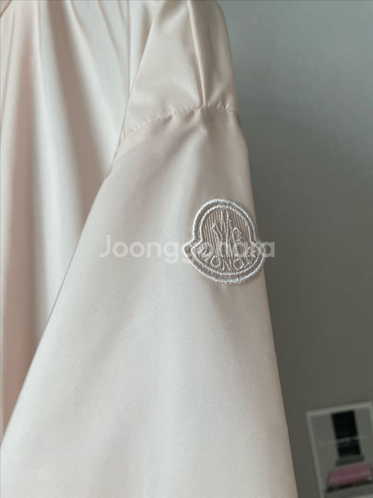 (정품)몽클레어(Moncler) 여성 후드 바람막이 웨트(wete) 사이즈1--3