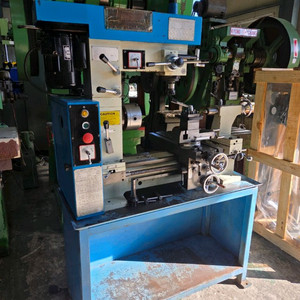 소형 선반공작기계 이미지