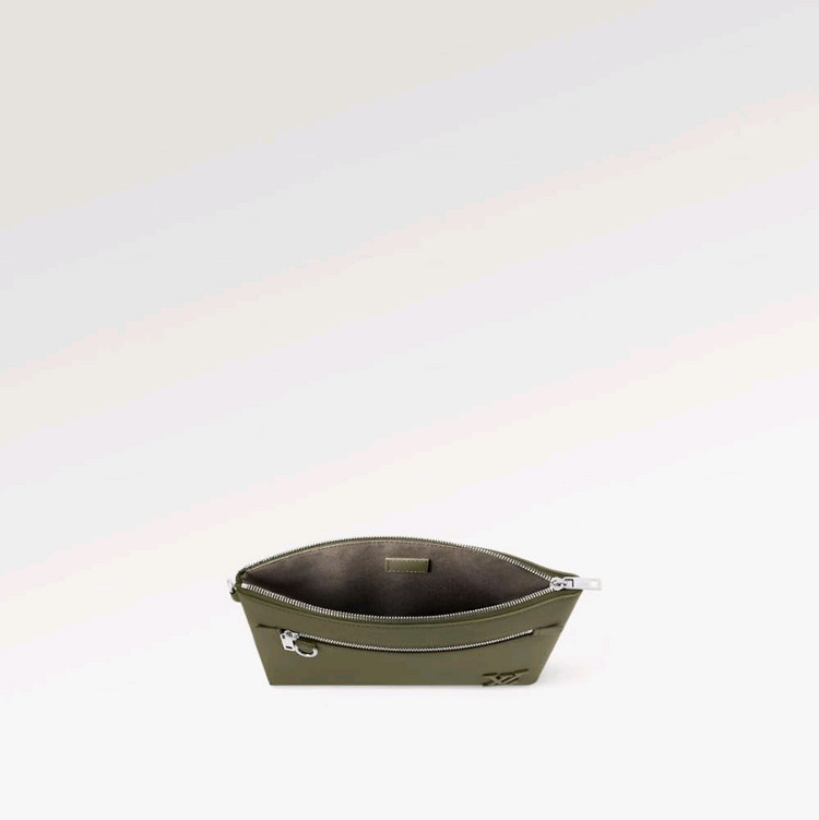 루이비통 아이패드 파우치 클러치백 카키 M81735 이미지