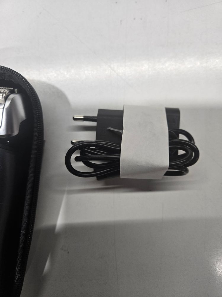 브라운 시리즈 8 전기면도기 8663cc 세트--1