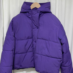 보라색 패딩점퍼