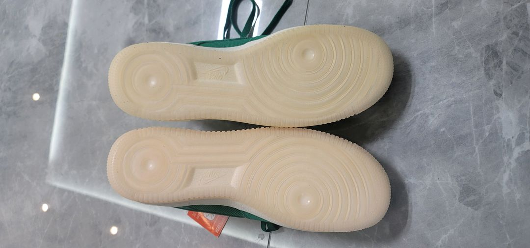 에어포스1 그린 스니커즈--7