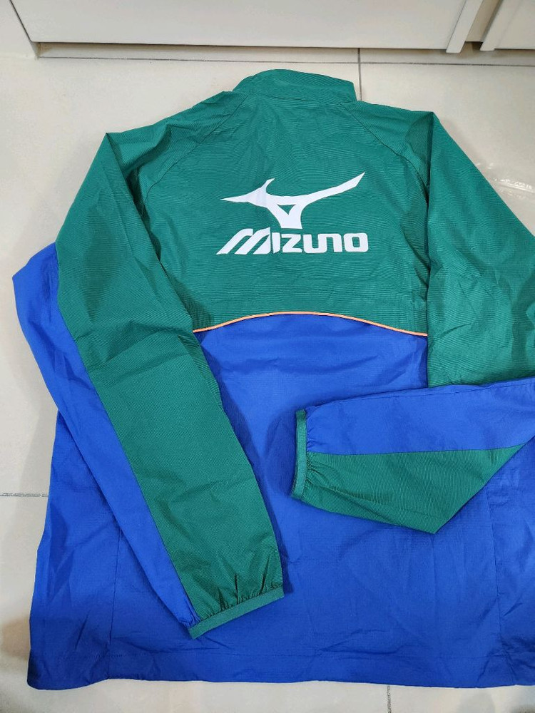 가격내림/미즈노 반집업 바람막이 피스테 새상품/M사이즈 급저렴판매--7