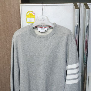 톰브라운 초간지 스웻셔츠