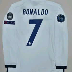 16 17 레알 홈 챔스패치 호날두 긴팔유니폼 L