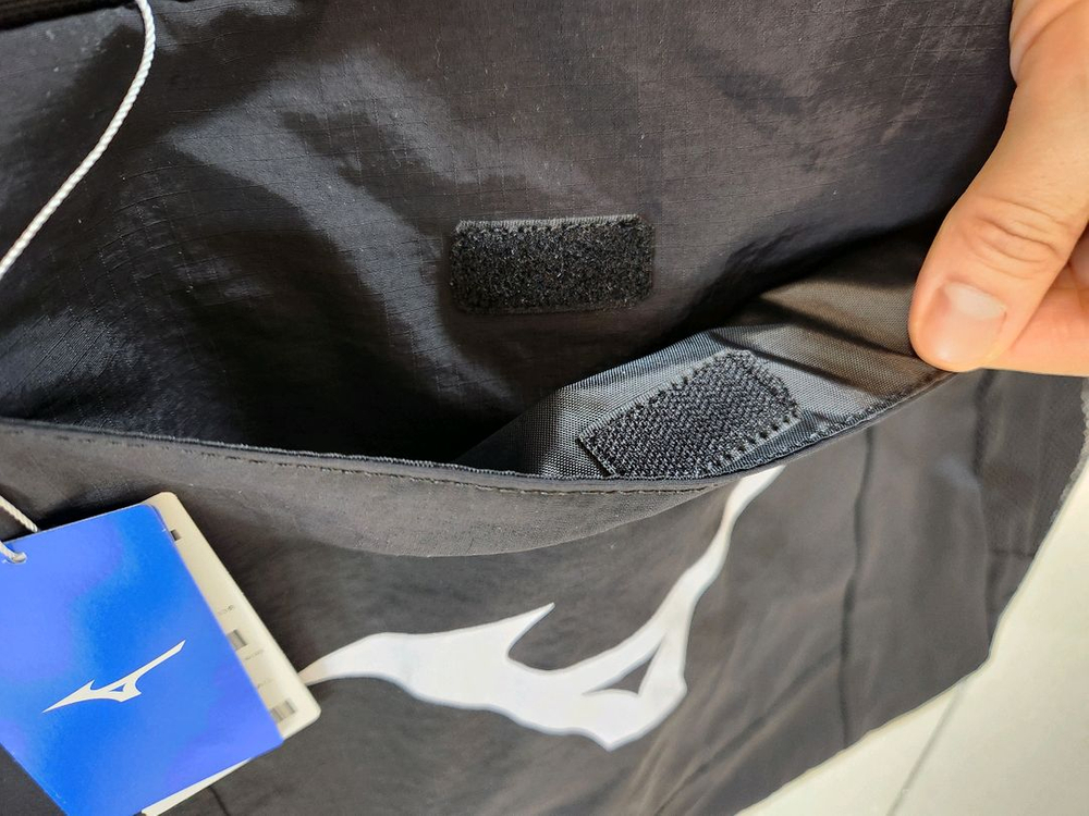 가격내림/미즈노 라이트 숄더백 새상품/블랙 색상--3