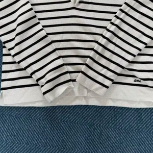 아미 스트라이프 폴로 니트