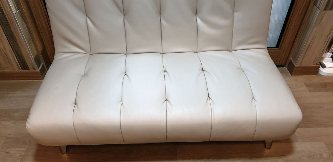 베이지 2인용 소파 (117X67)--2